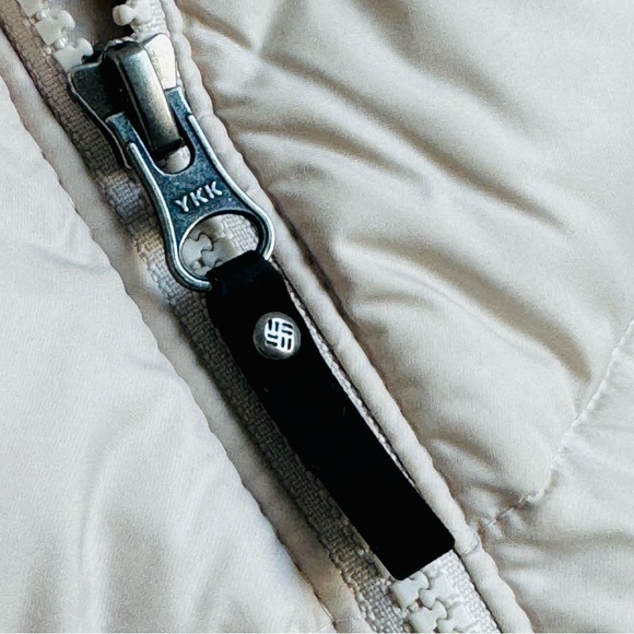 Columbia Cream Quilted Jacket Men’s small - Picture 11 of 16